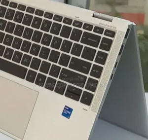 New Laptop HP EliteBook 1040 G8 16GB Intel Core i7 SSD 512GB