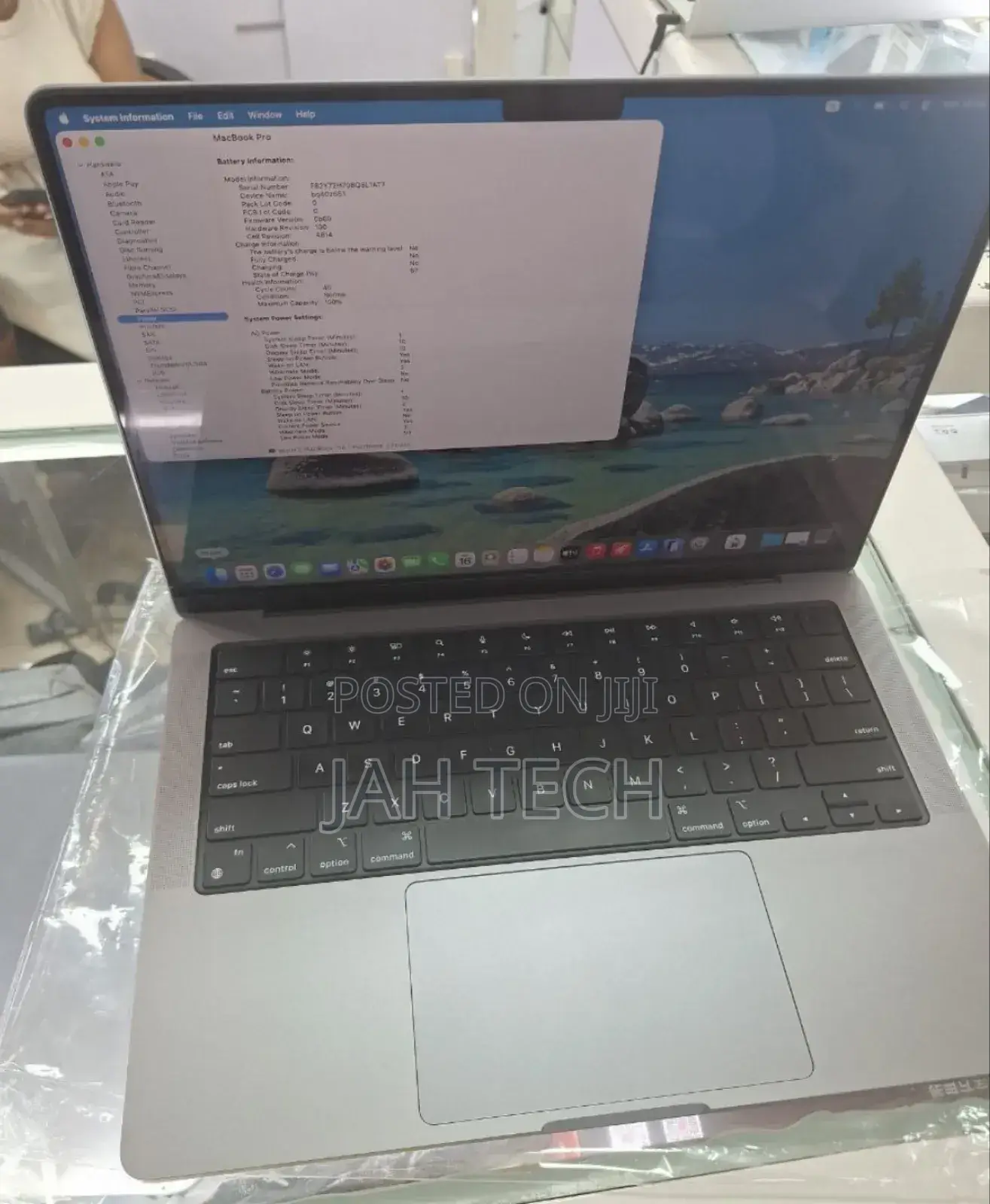New Laptop Apple MacBook Pro M1 32GB Apple M1 Pro SSD 512GB