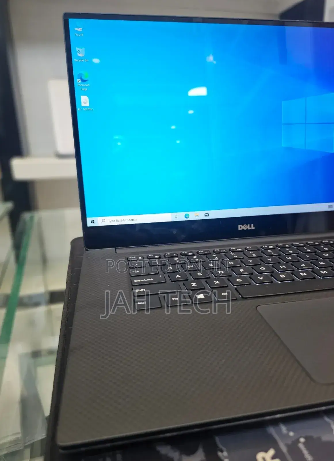 New Laptop Dell XPS 15 16GB Intel Core i7 SSD 512GB