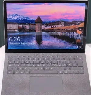 New Laptop Microsoft Surface 16GB Intel Core i7 SSD 256GB