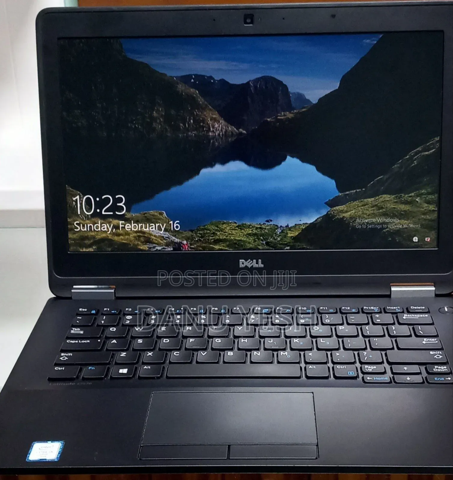 New Laptop Dell 8GB Intel Core i5 SSD 256GB