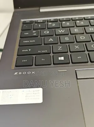 New Laptop HP ZBook Firefly 15 G7 16GB Intel Core i7 SSD 512GB