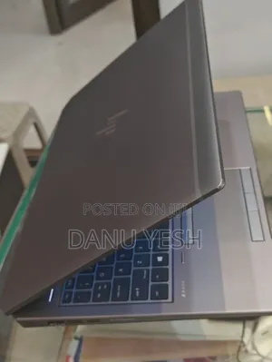 New Laptop HP ZBook 15 G5 16GB Intel Core i5 SSD 512GB