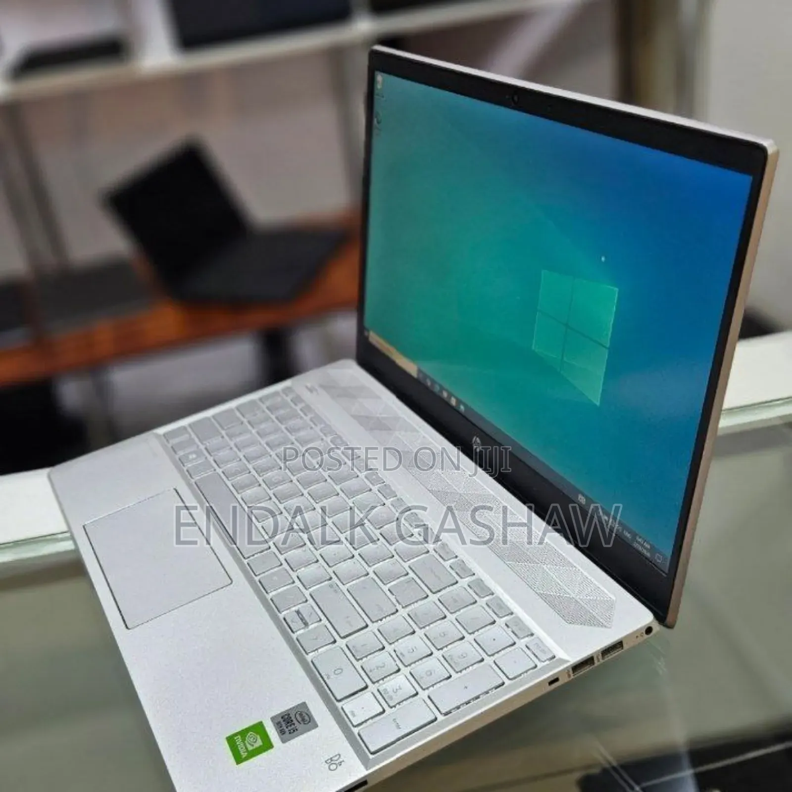 New Laptop HP Pavilion 15 16GB Intel Core i5 SSD 256GB