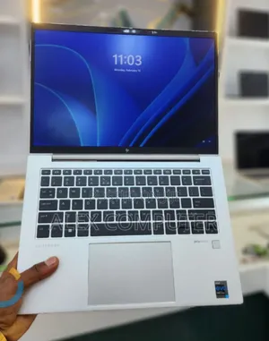 New Laptop HP EliteBook 840 G9 16GB Intel Core i7 SSD 512GB