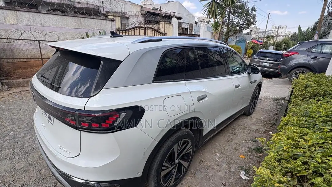 Volkswagen ID.6 2022 White