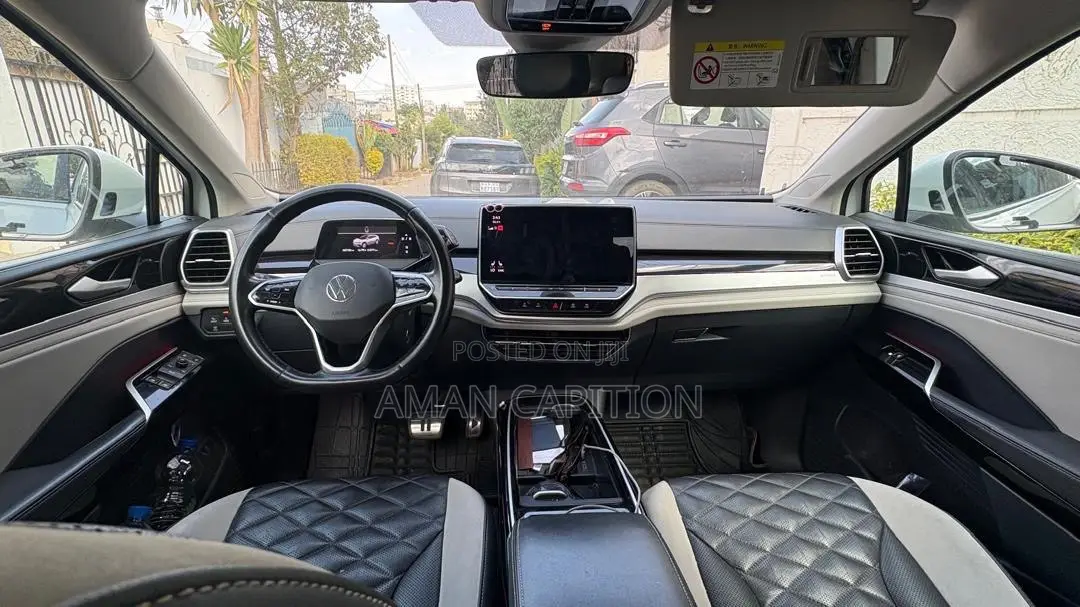 Volkswagen ID.6 2022 White