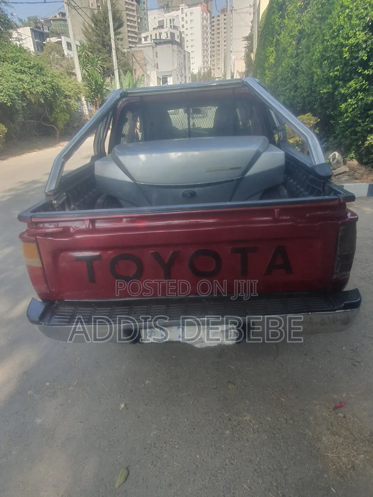 Toyota Hilux 1991 Red