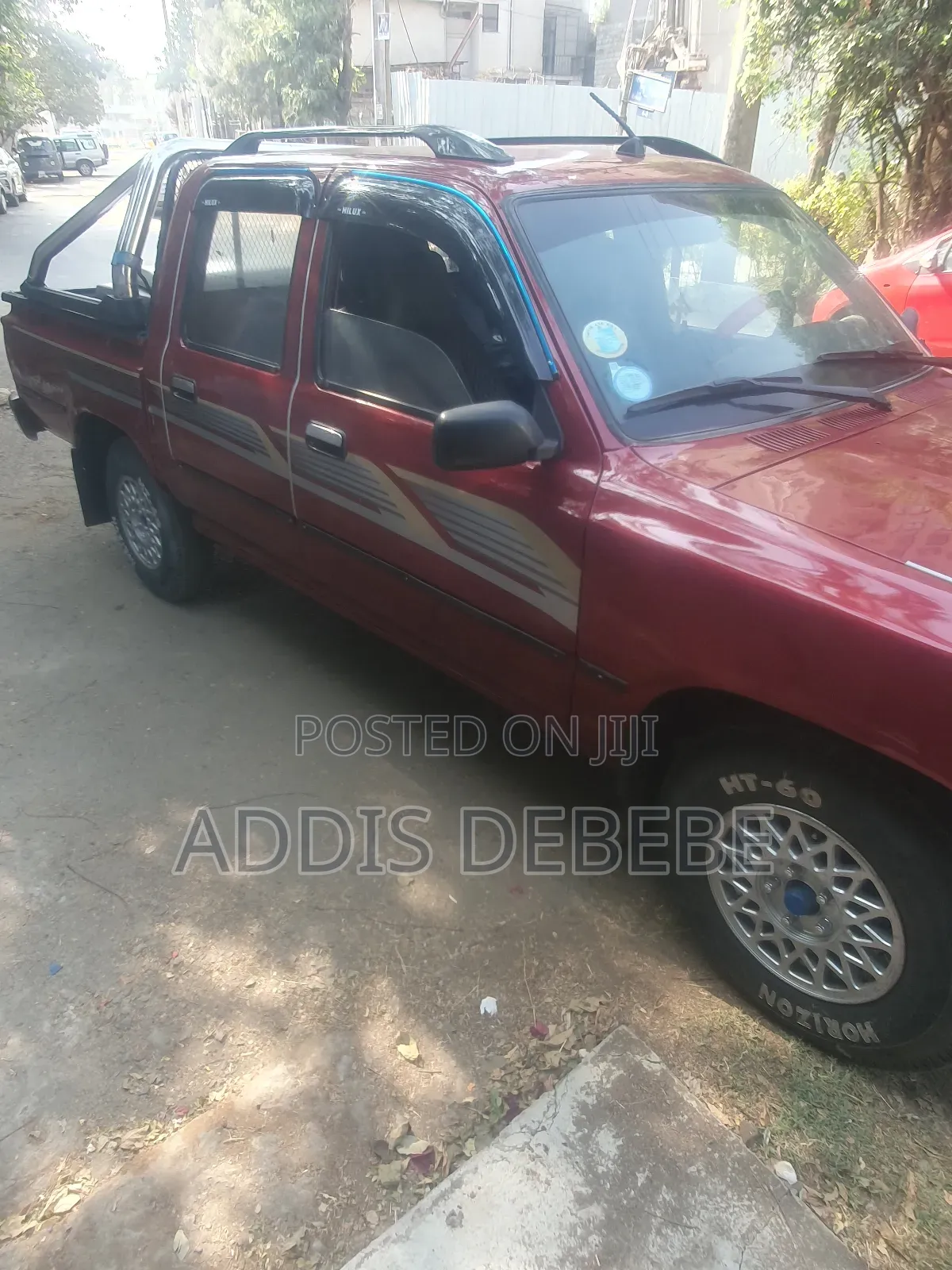 Toyota Hilux 1991 Red
