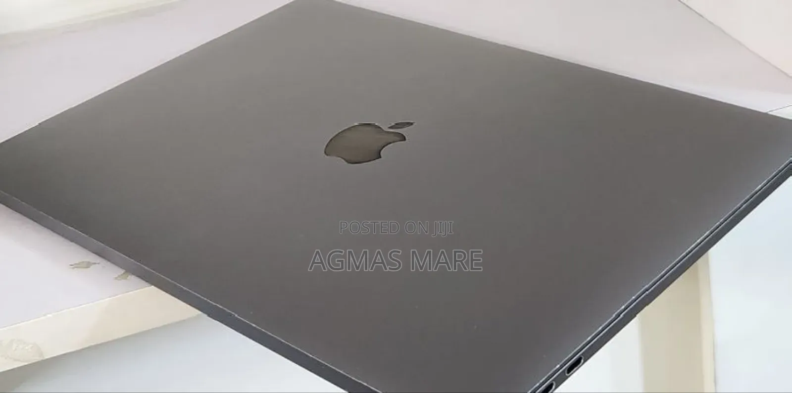 New Laptop Apple MacBook Pro 2019 8GB Intel Core i5 SSD 256GB