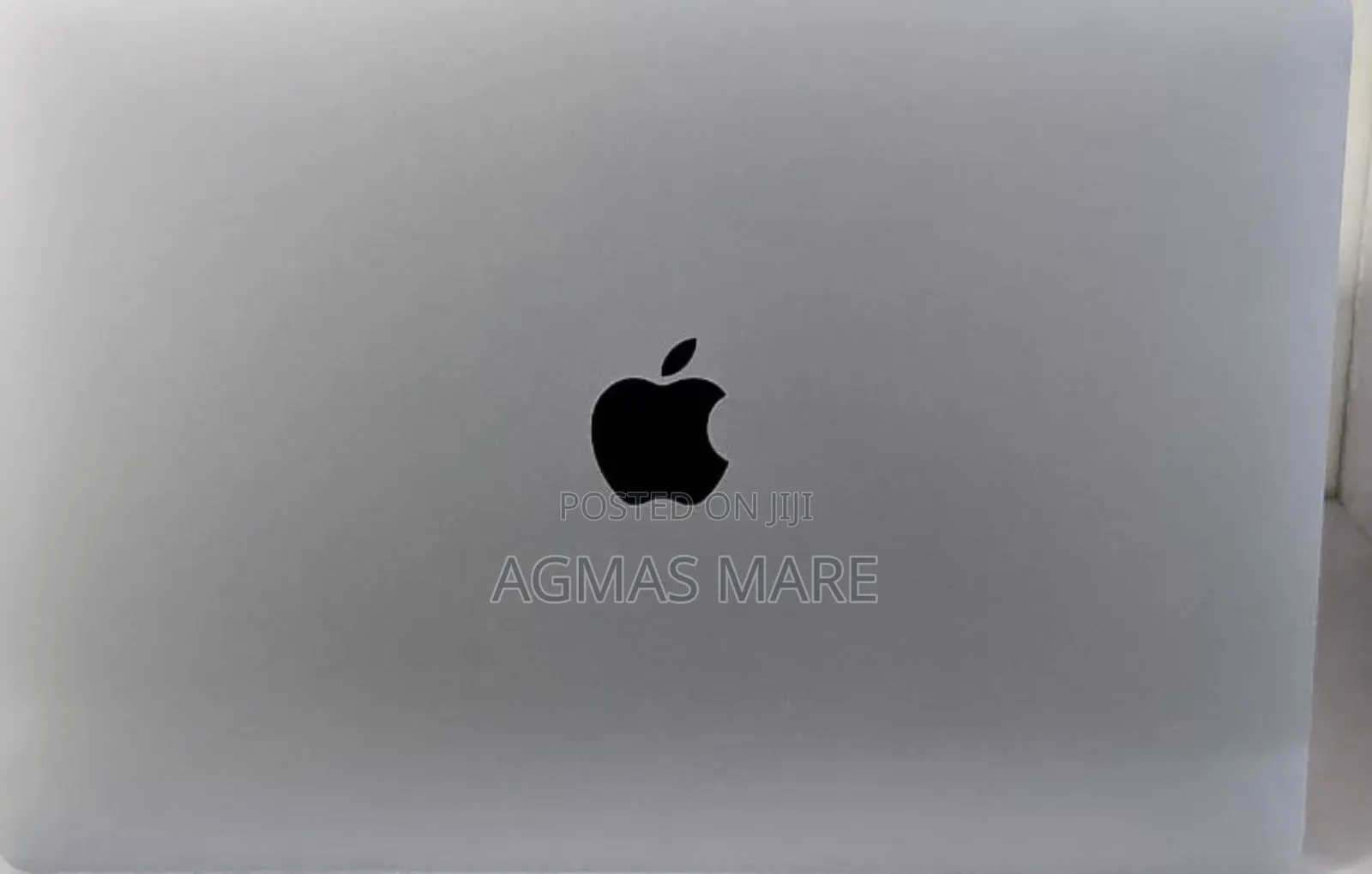 New Laptop Apple MacBook Pro 2019 8GB Intel Core i5 SSD 256GB