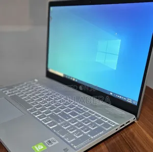 New Laptop HP Pavilion 15 8GB Intel Core i5 SSD 256GB