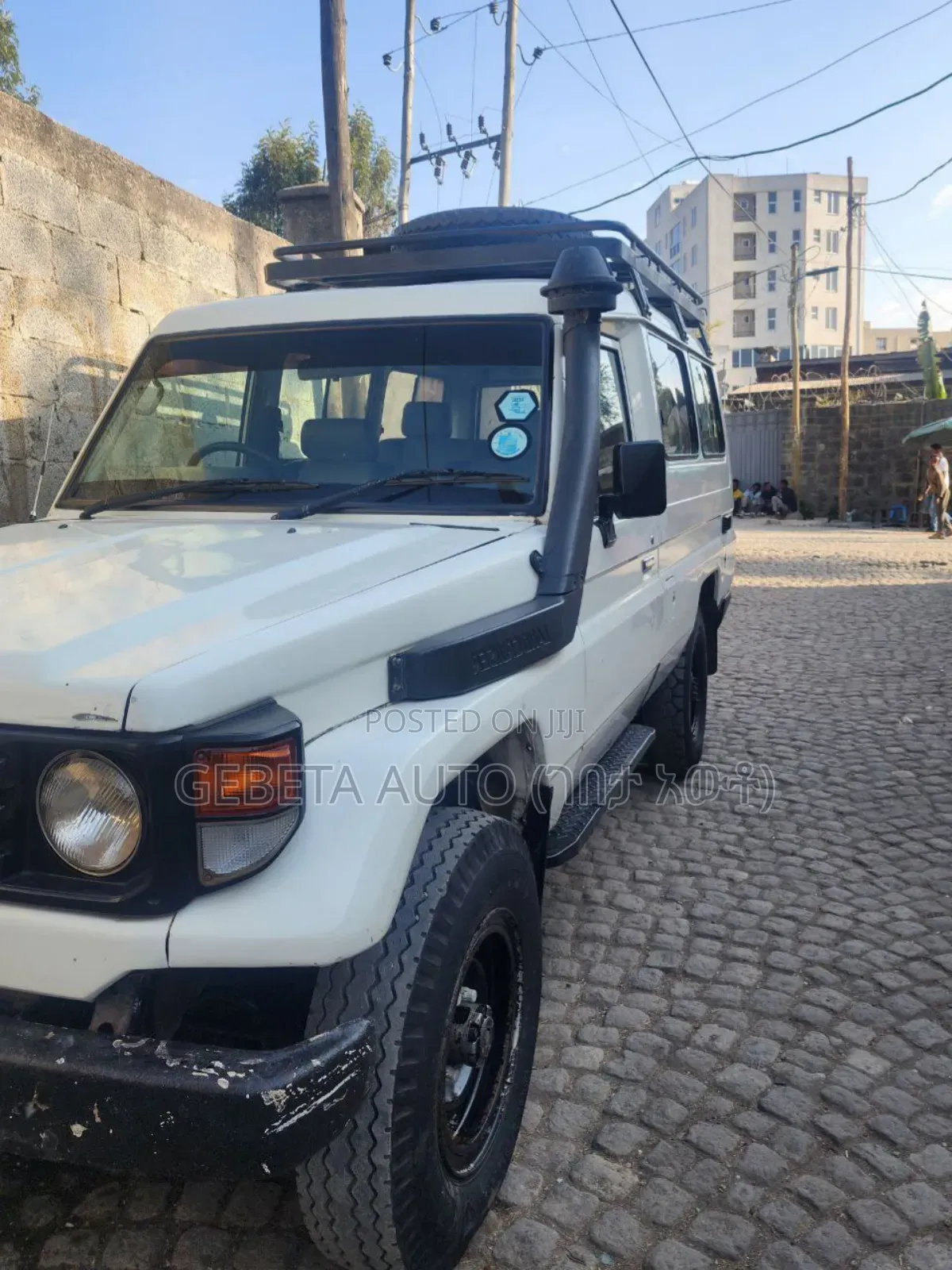 Toyota Land Cruiser 2009 White