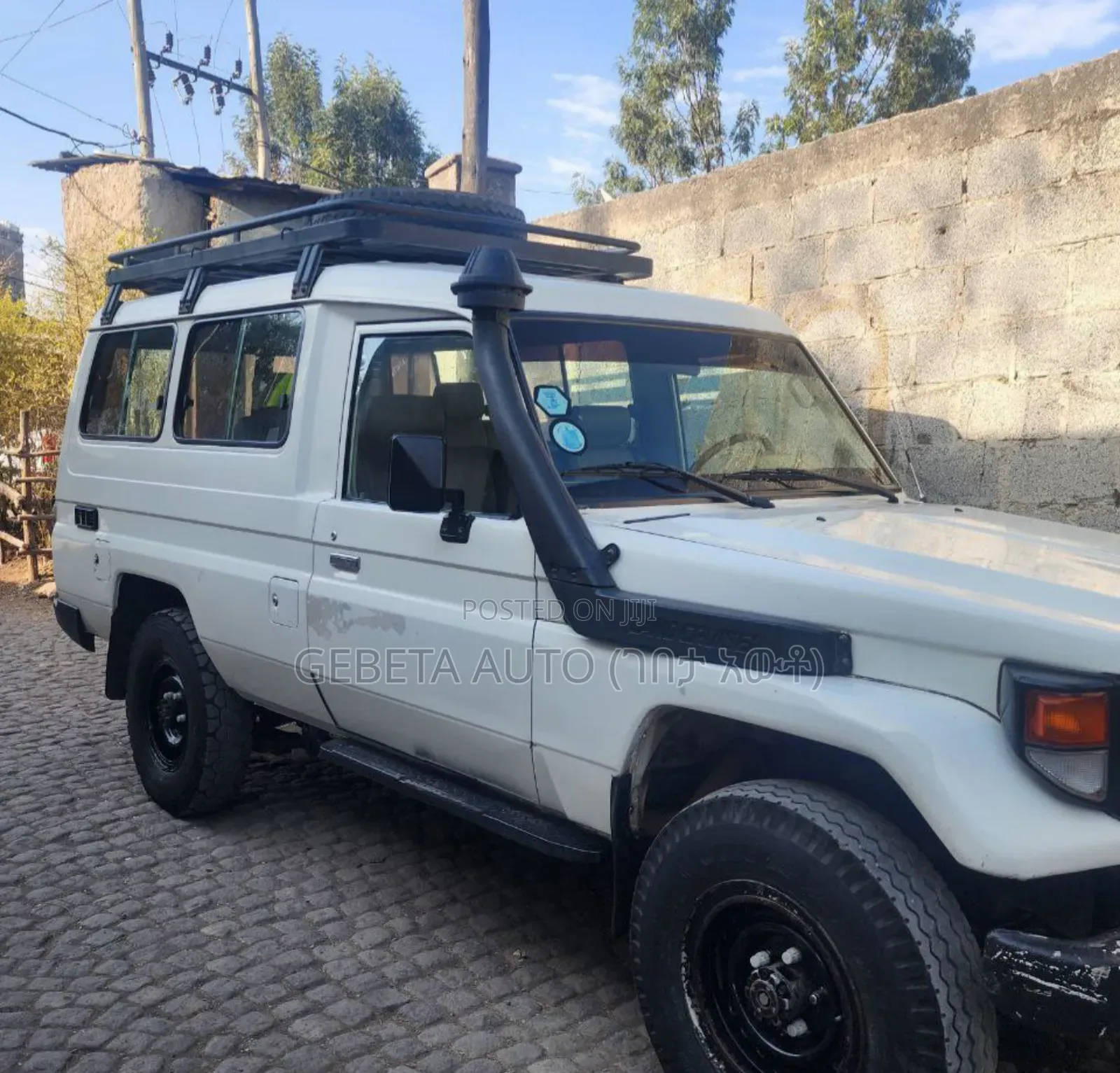 Toyota Land Cruiser 2009 White
