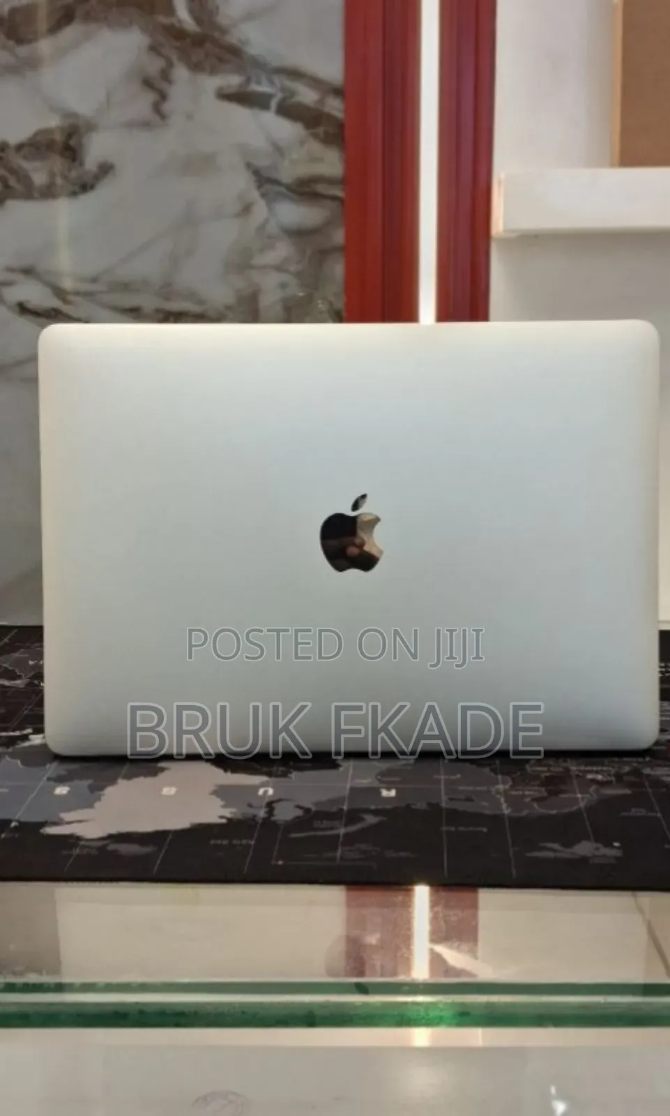 New Laptop Apple MacBook 2016 8GB Intel Core i5 SSD 256GB