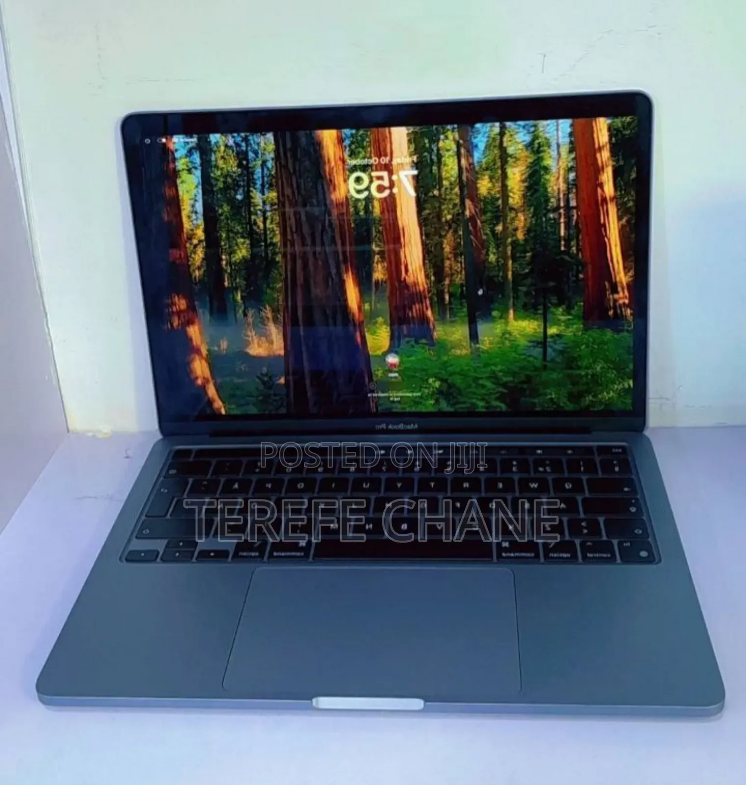 New Laptop Apple MacBook Air 2020 M1 8GB Intel Core i5 SSD 40GB