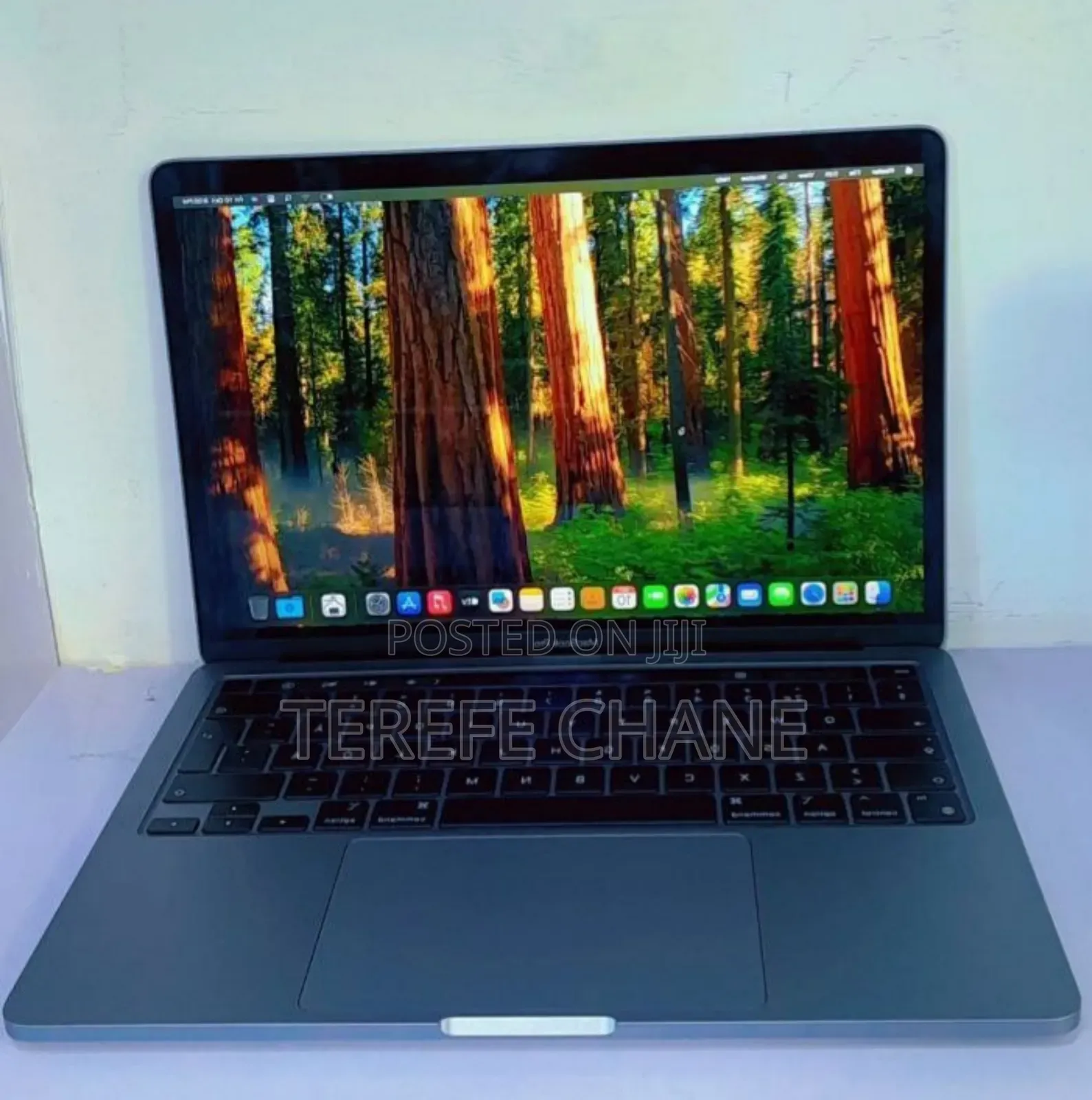 New Laptop Apple MacBook Air 2020 M1 8GB Intel Core i5 SSD 40GB