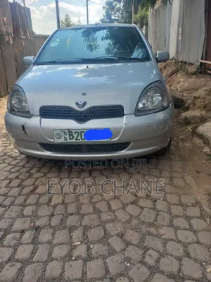 Toyota Vitz 1.0 FWD 5dr 2001 Silver