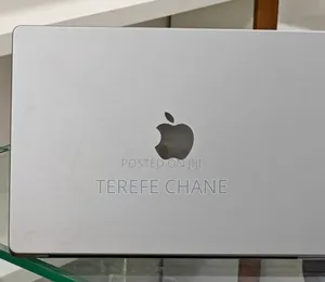 New Apple MacBook Pro 2023 M3 14-inch 8GB Intel Core i5 SSD 512GB