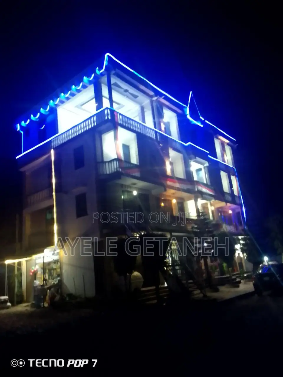 Furnished 17bdrm Apartment in East Shewa Dukem for sale