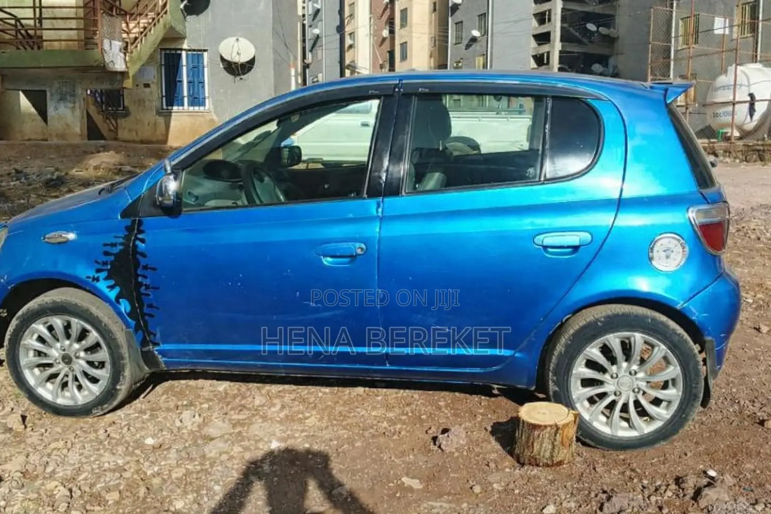 Toyota Vitz 2001 Blue