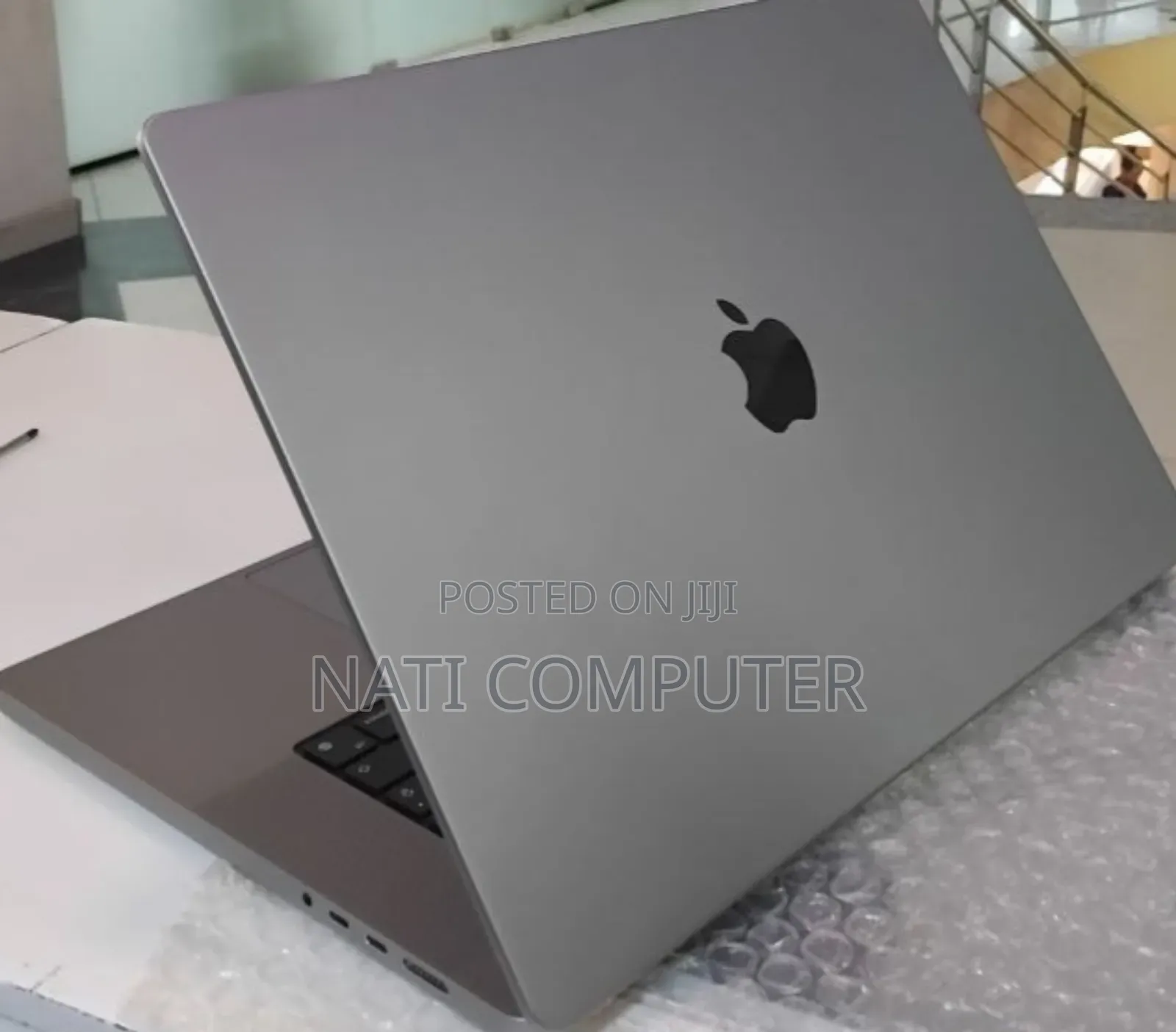 New Laptop Apple MacBook Pro M1 64GB Apple M1 Pro SSD 1T