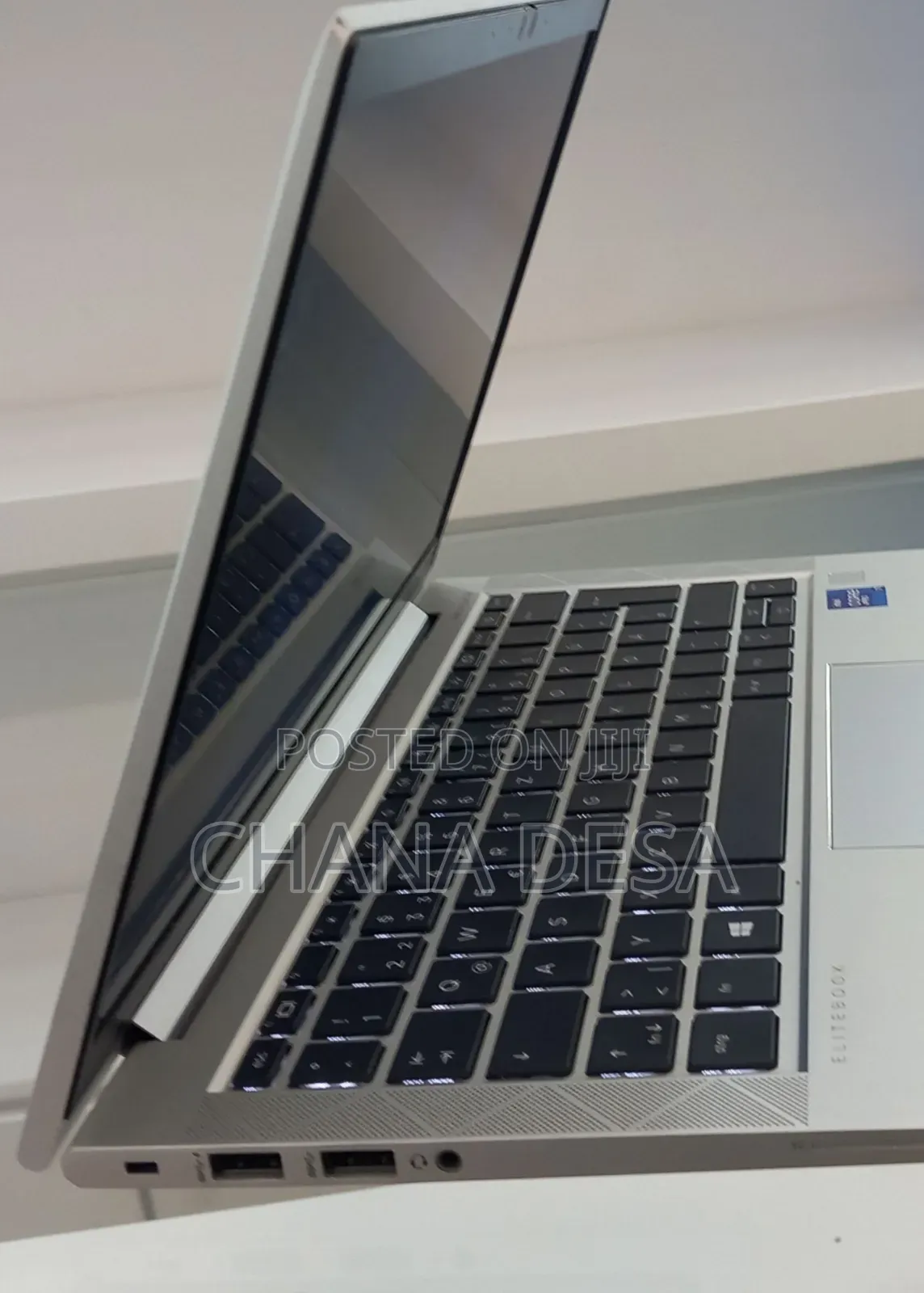 New Laptop HP EliteBook 830 G8 16GB Intel Core i7 SSD 512GB