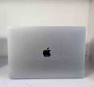 New Laptop Apple MacBook Pro 2019 8GB Intel Core i5 SSD 256GB