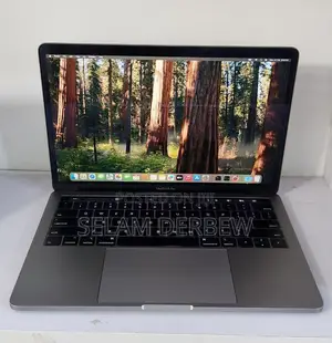 New Laptop Apple MacBook Pro 2019 8GB Intel Core i5 SSD 256GB