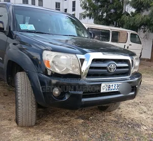 Toyota Tacoma 2010 Black