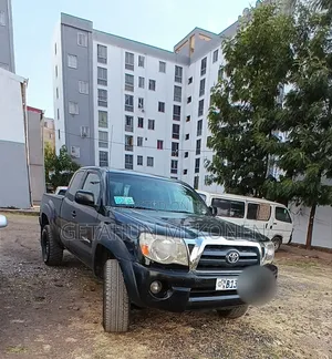 Toyota Tacoma 2010 Black