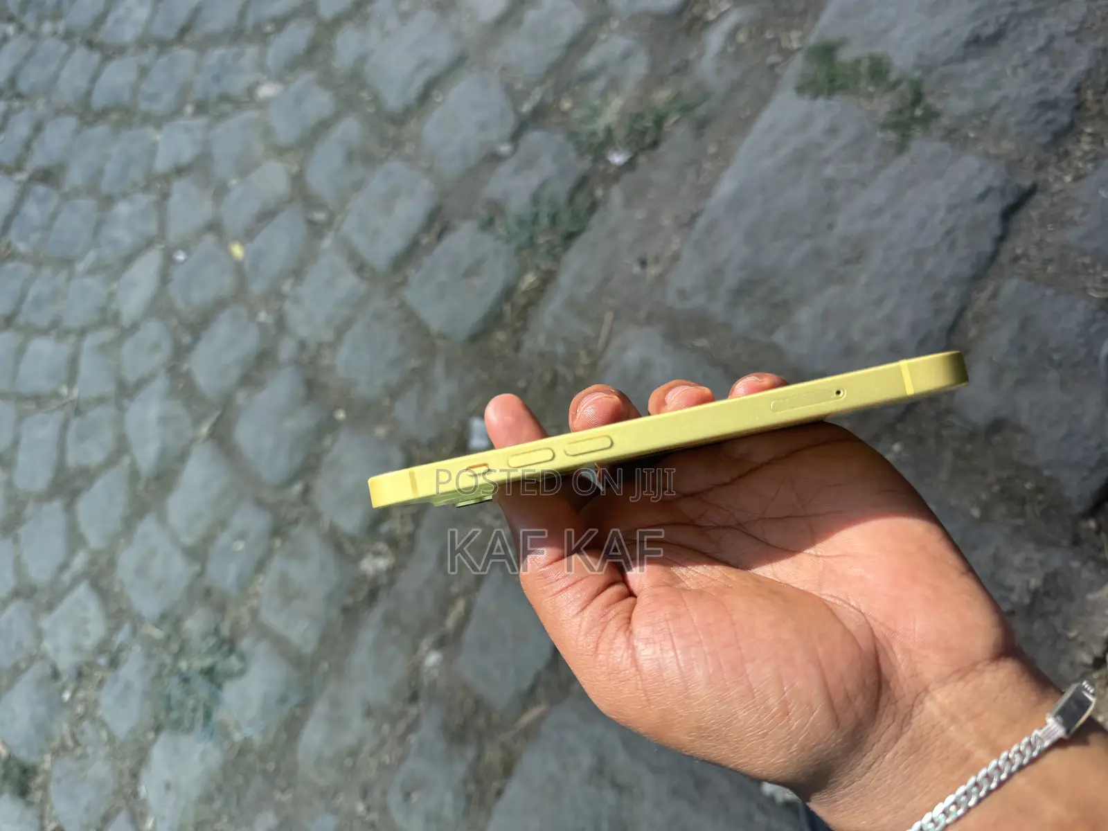 Apple iPhone 14 128 GB Yellow