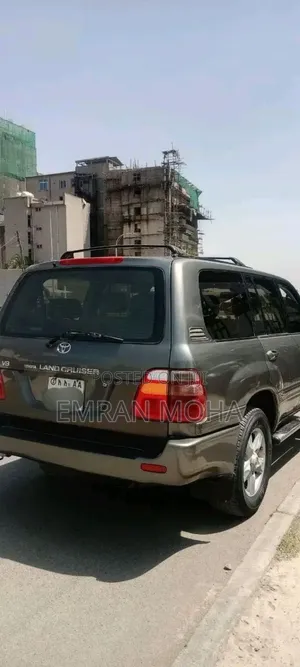 Toyota Land Cruiser 2001 Brown