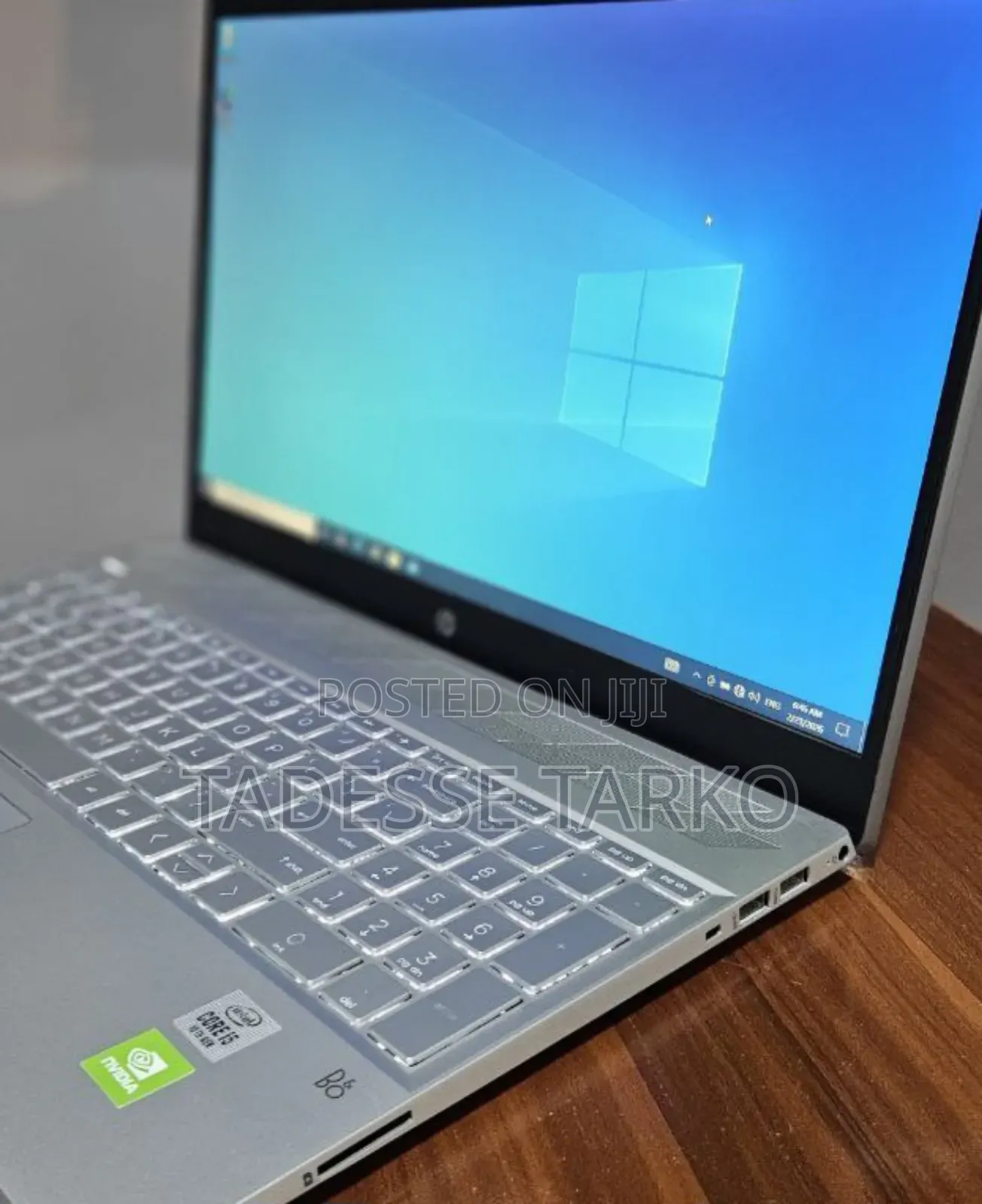 New Laptop HP Pavilion 15 8GB Intel Core i5 SSD 256GB