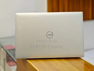 New Laptop Dell XPS 15 16GB Intel Core i9 SSD 512GB