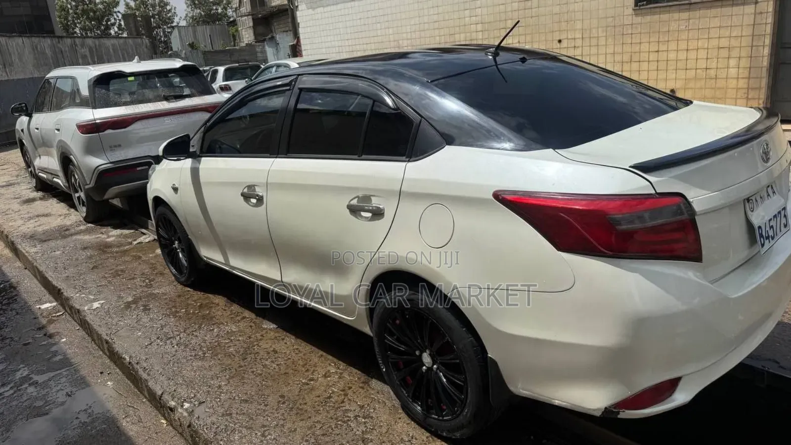 Toyota Yaris 2014 White