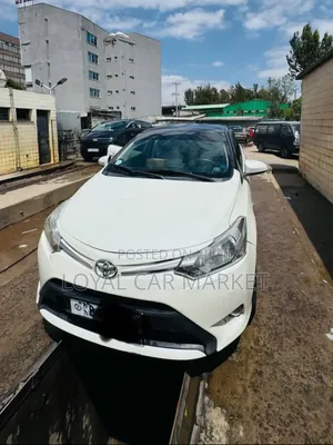 Toyota Yaris 2014 White