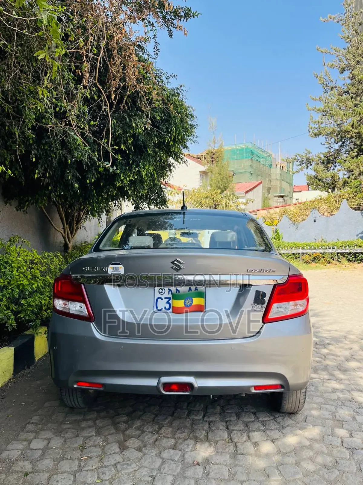 Suzuki Dzire 2022 Silver