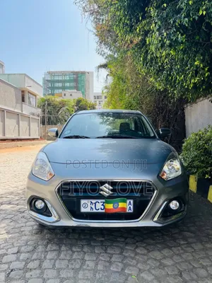 Suzuki Dzire 2022 Silver