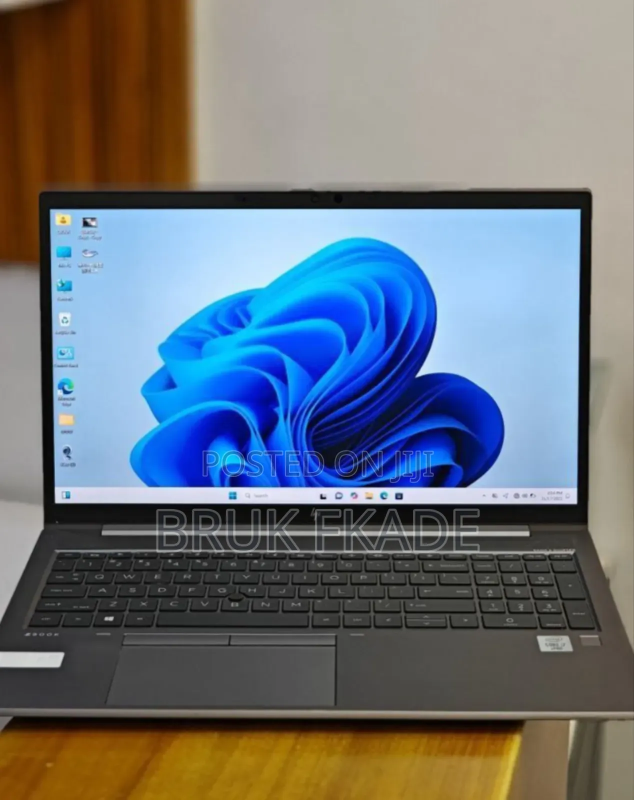 New Laptop HP ZBook Firefly 14 G7 16GB Intel Core i7 SSD 512GB