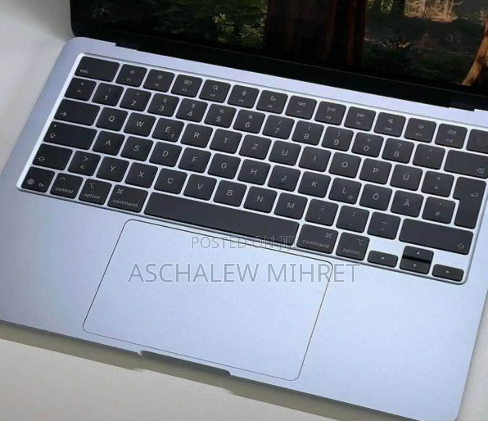 New Laptop Apple MacBook Air 2025 M4 13-inch 16GB Apple M4 SSD 256GB