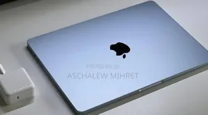 New Laptop Apple MacBook Air 2025 M4 13-inch 16GB Apple M4 SSD 256GB