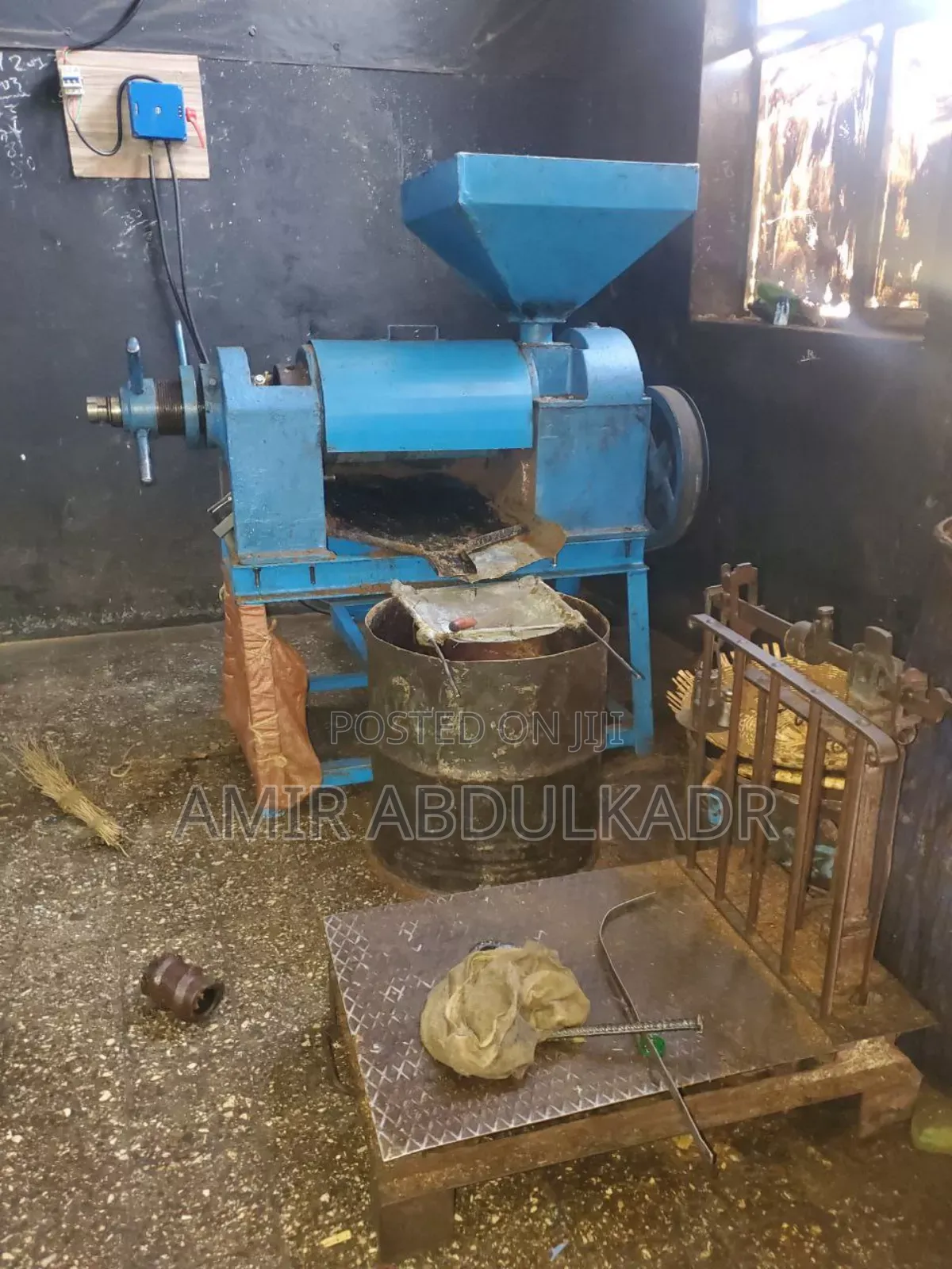 Edible Oil Press Machine