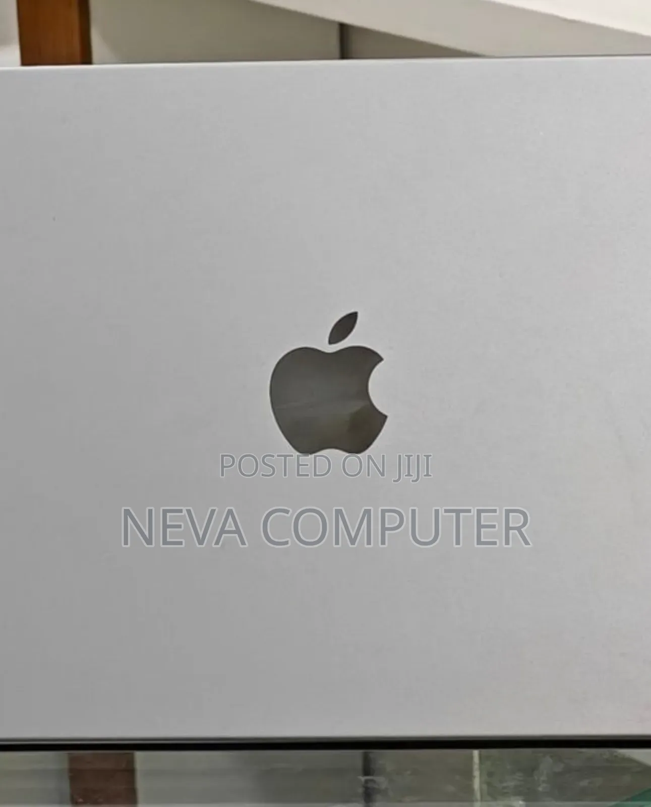 New Laptop Apple MacBook Pro 2023 M3 14-inch 8GB Apple M3 Pro SSD 512GB