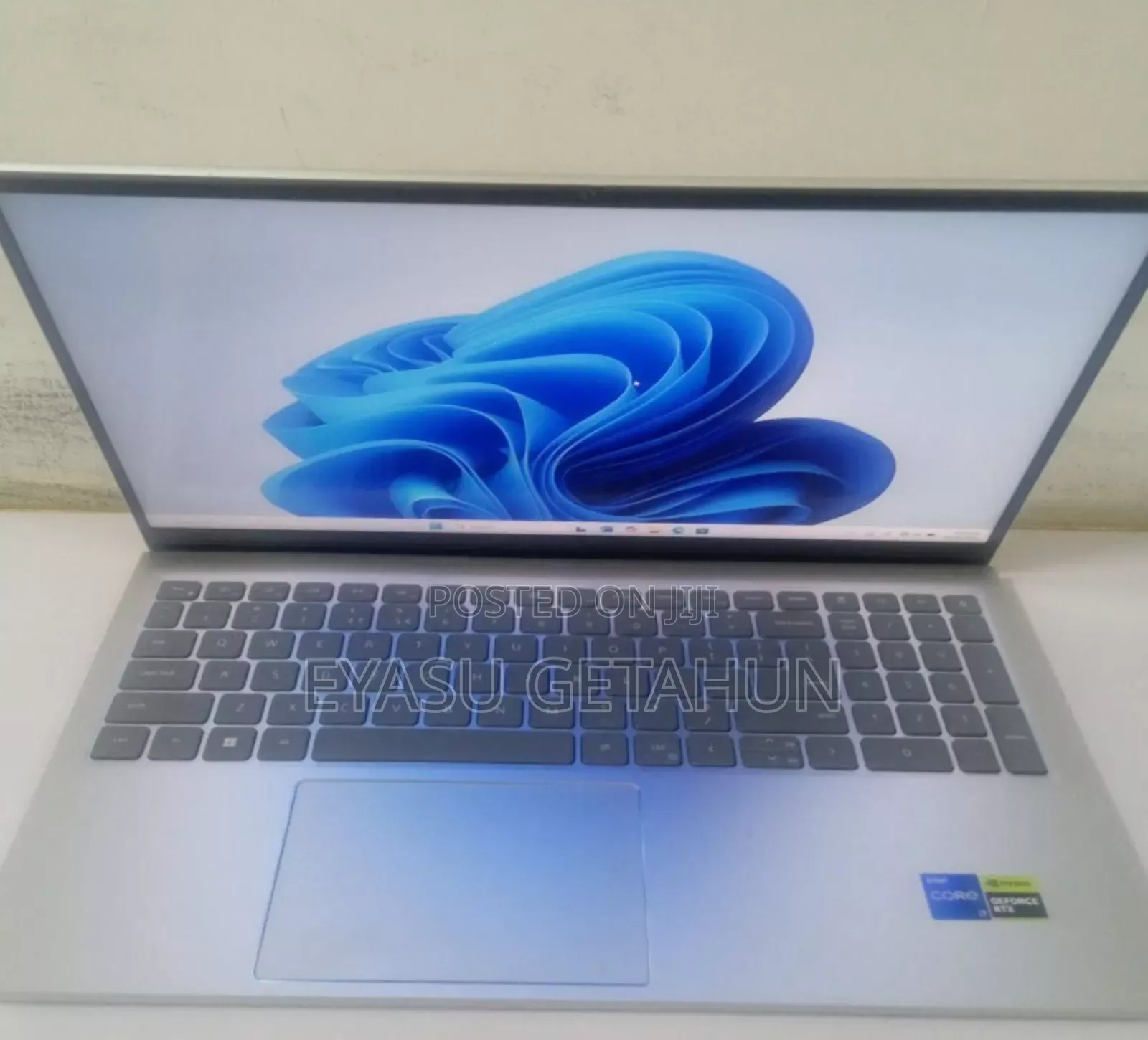 New Laptop Dell XPS 15 16GB Intel Core i7 SSD 512GB