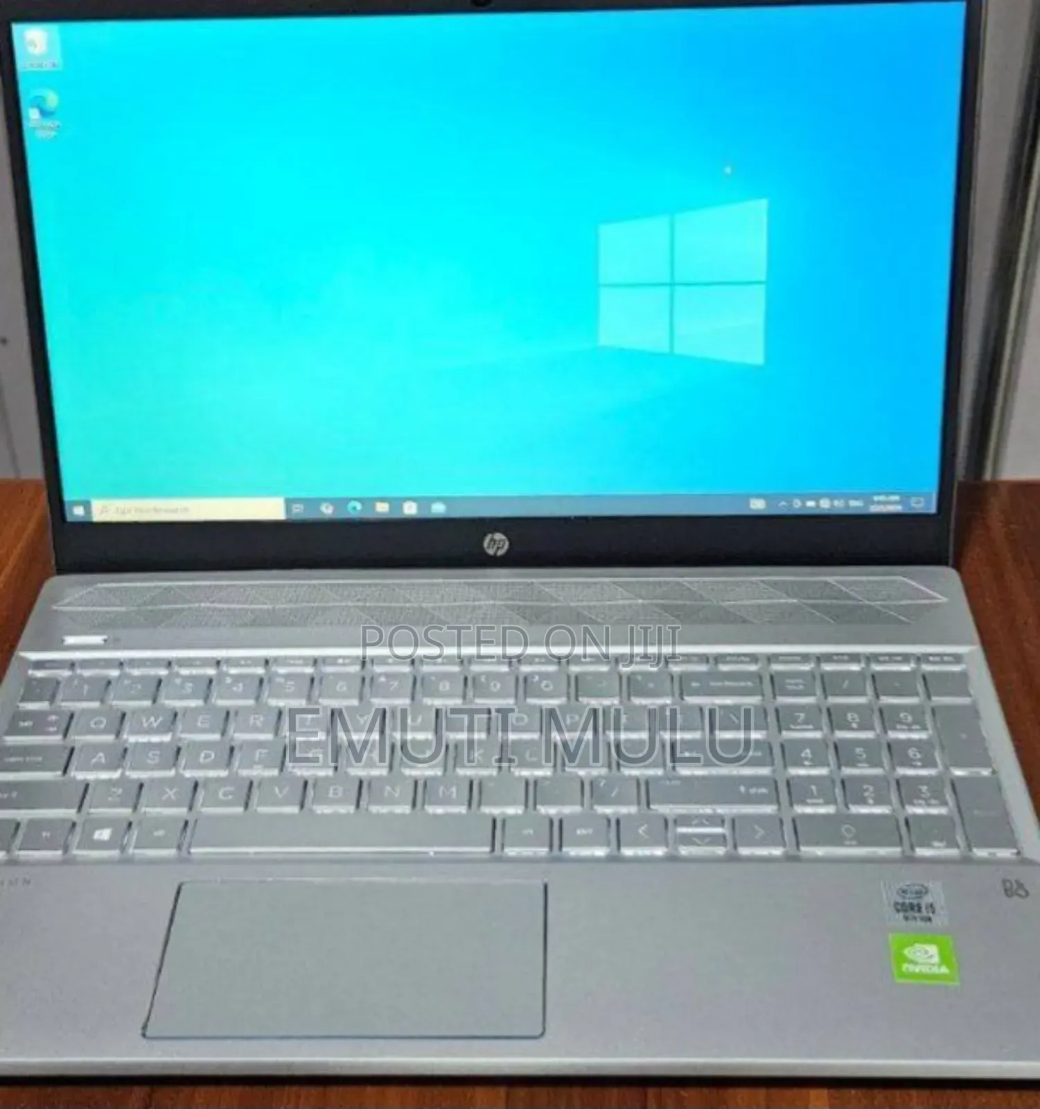 New Laptop HP Pavilion 15 8GB Intel Core i5 SSD 256GB