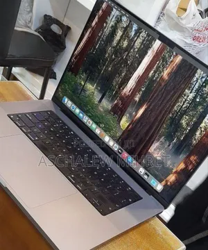 New Laptop Apple MacBook Pro M1 16GB Apple M1 Pro SSD 1T