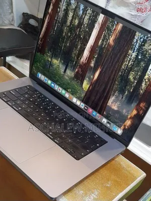 New Laptop Apple MacBook Pro M1 16GB Apple M1 Pro SSD 1T