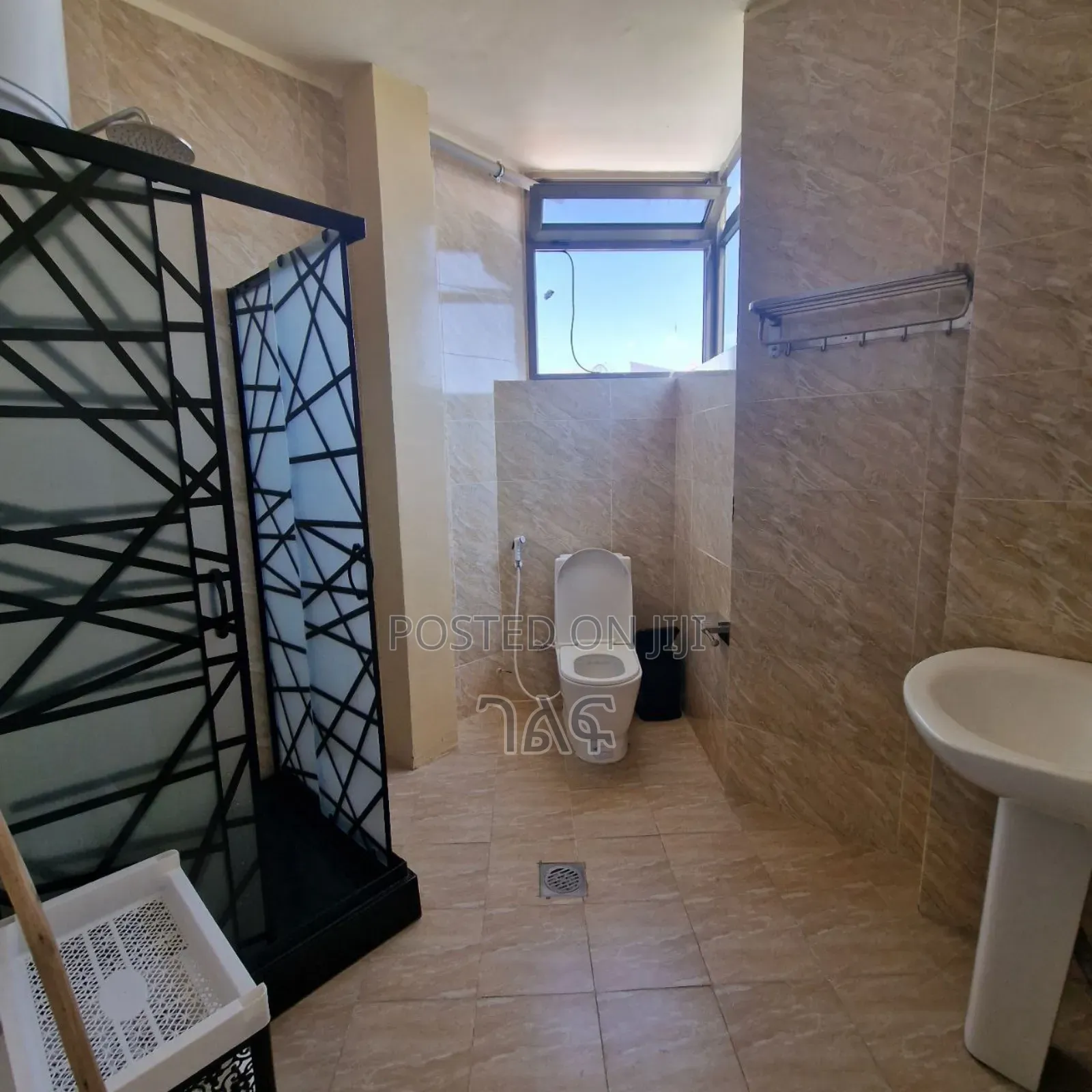 3bdrm Apartment in ቦሌ ኤድናሞል ባለ 3 መኝታ, Bole for sale