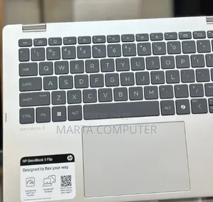 New Laptop HP OmniBook 5 Flip 16GB Intel Core i7 SSD 512GB